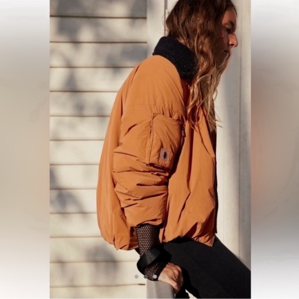 FP Movement Free People NWT Outpost Bomber Jacket Size XL in Bright Cedar
Combo - Picture 5 of 11